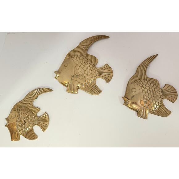 Vintage Brass Angelfish Wall Hangings Set of 3 – Nautical Coastal Decor - Picture 1 of 6